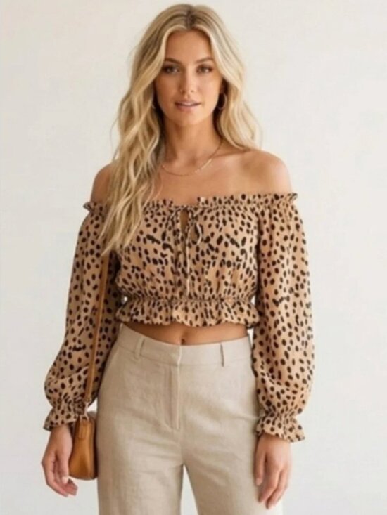 Forever 21 Tops - Forever 21 Cropped Blouse Top M Cheetah Print Off-the-Shoulder Summer Animal